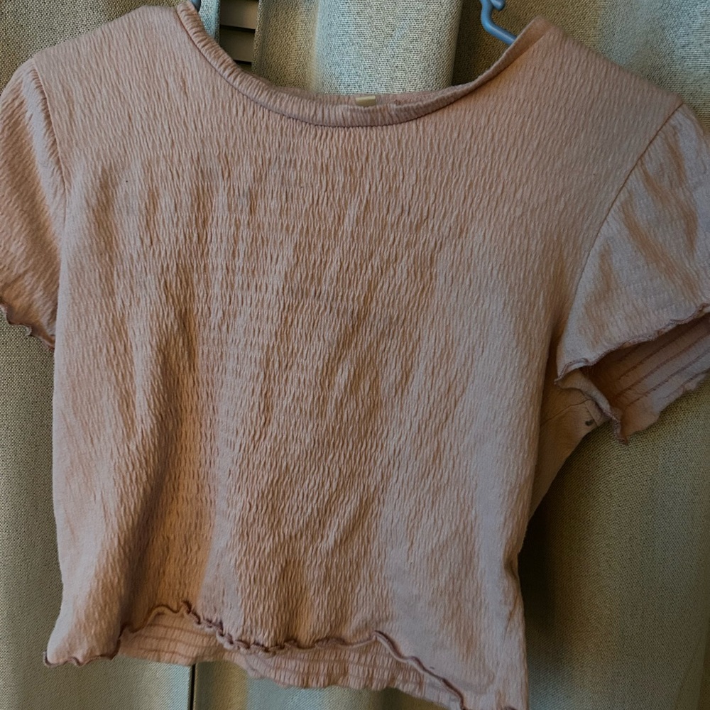 Ridged blush pink crop top